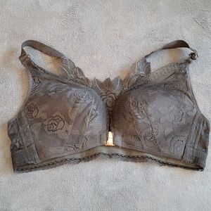 Rose lacy back bra front closure